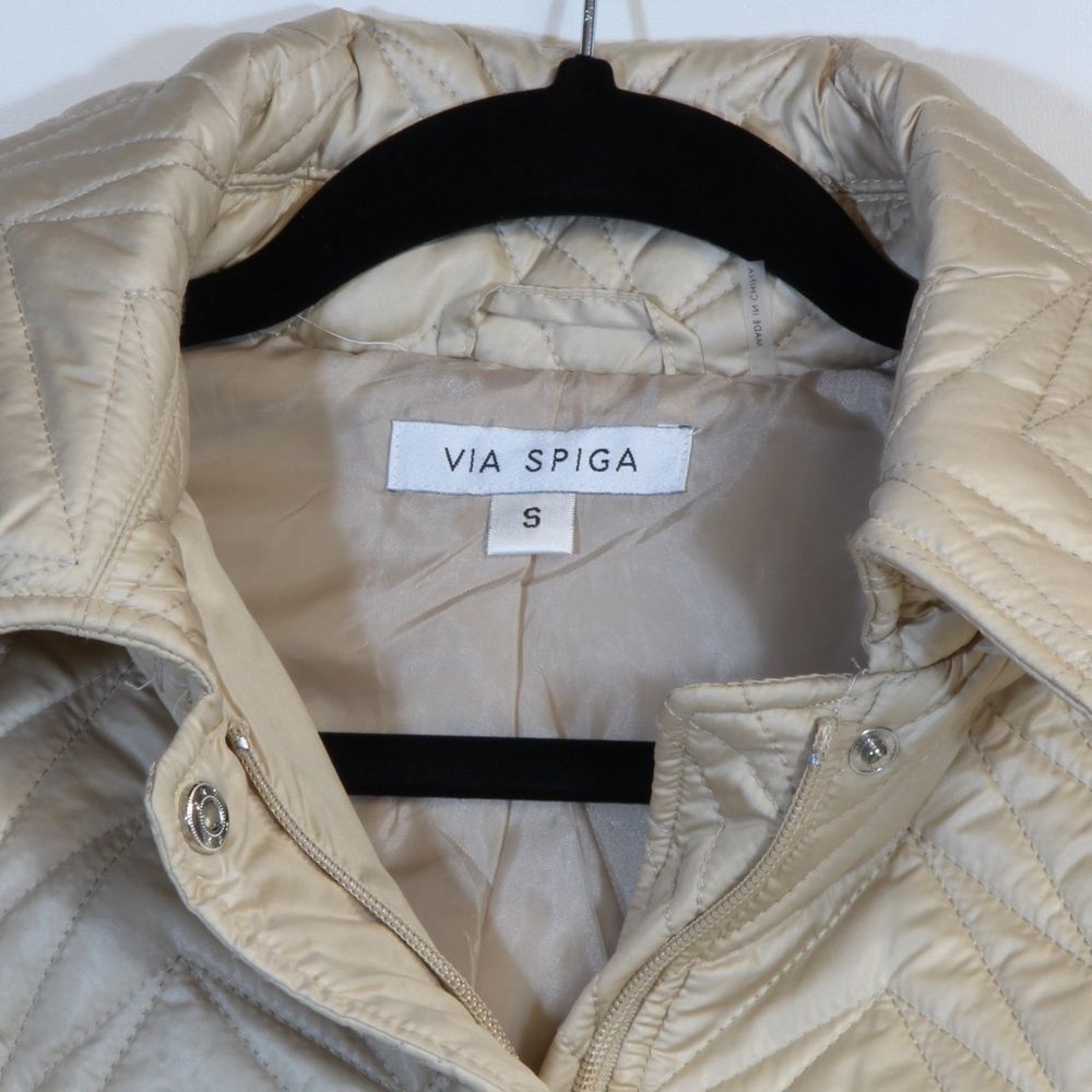 Via Spiga Stone Colored Zigzag Quilted Hooded Jacket Women - Picture 3 of 12